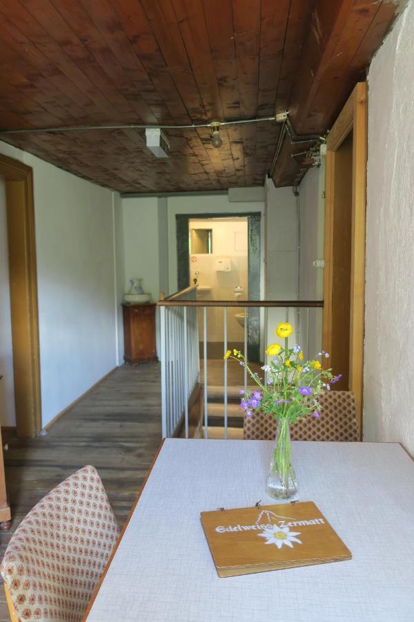 Edelweiss Mountain Guest House - 1 Hour Hike Up From Zermatt Station - On Hiking Trail - No Transport Exterior photo